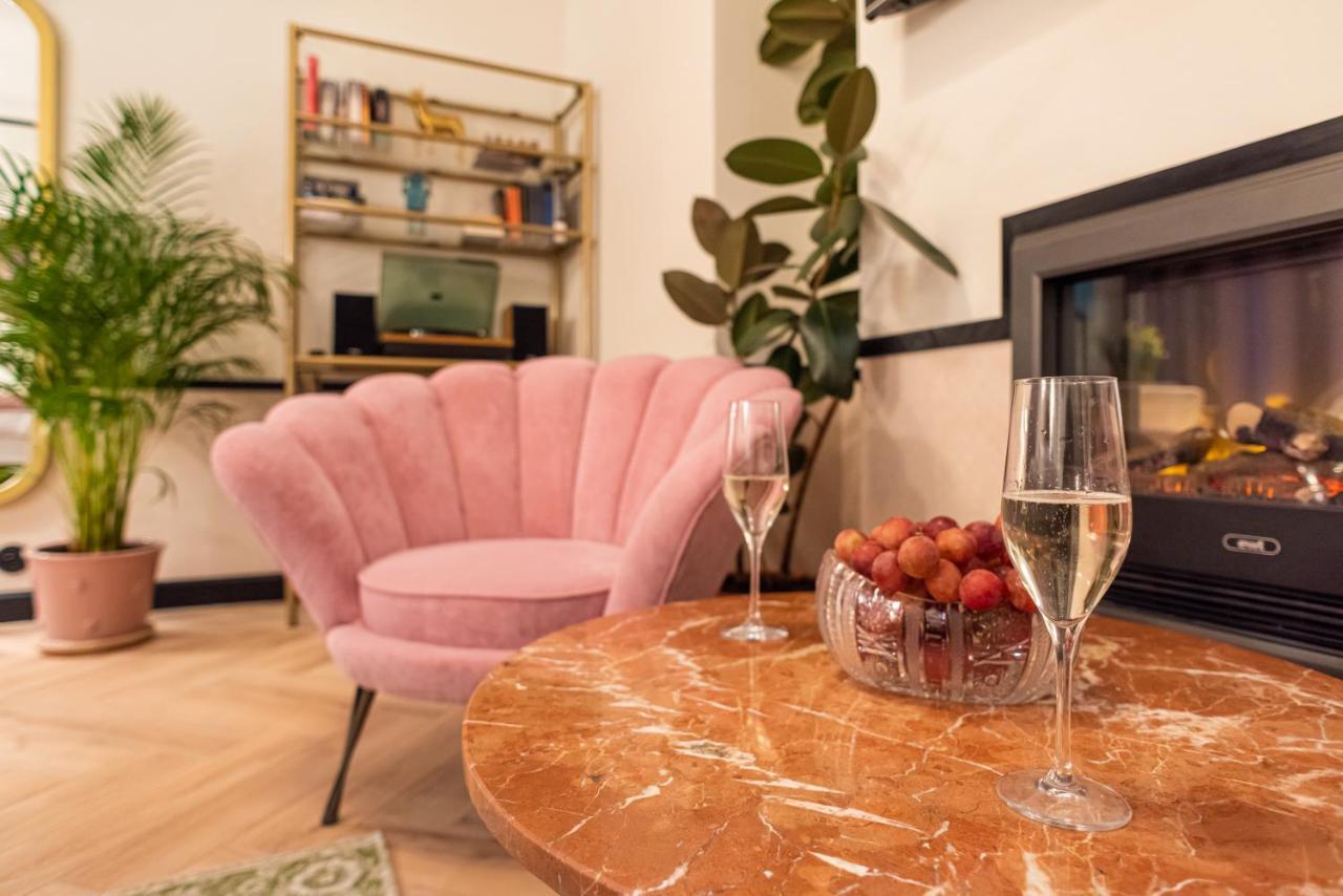 SleepWell Boutique Apartments Varsovie Extérieur photo